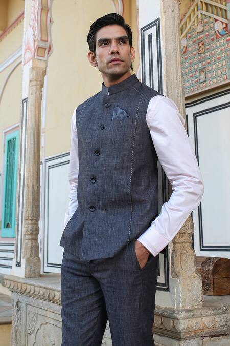 Raw & Rustic By Niti Bothra_Grey Linen Embroidery Thread Work Bundi And Pant Set _at_Aza_Fashions