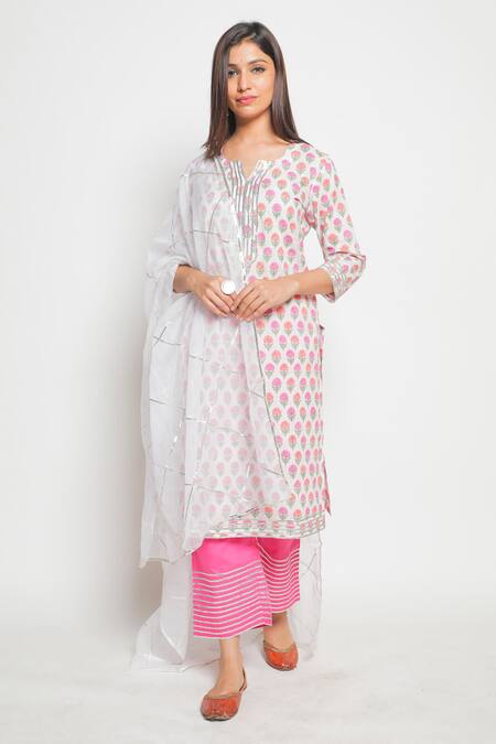 Maison Shefali White Kota Doria Hand Block Printed Kurta Set Online at Aza Fashions Maison Shefali_White Kota Doria Hand Block Printed Kurta Set _Online_at_Aza_Fashions