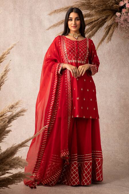 Ajiesh Oberoi Red Organza, Chanderi Round Kurta Gharara Set Online at Aza Fashions Ajiesh Oberoi_Red Organza, Chanderi Round Kurta Gharara Set _Online_at_Aza_Fashions