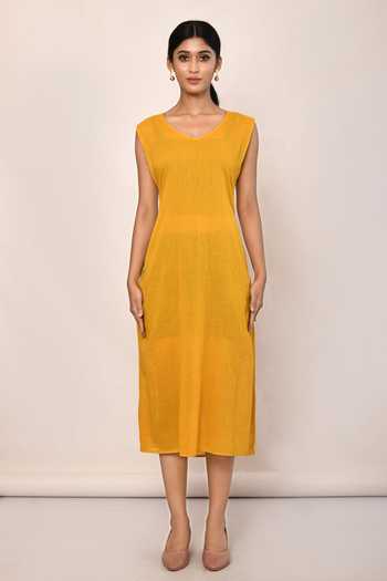 Buy_Naintara Bajaj_Yellow Chanderi Striped Kaftan_Online_at_Aza_Fashions