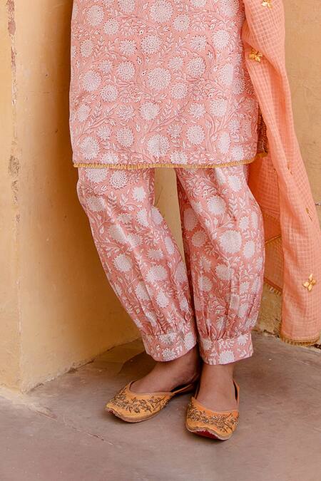 Gulabo Jaipur_Peach Cotton Floral Round Print Kurta Set_at_Aza_Fashions
