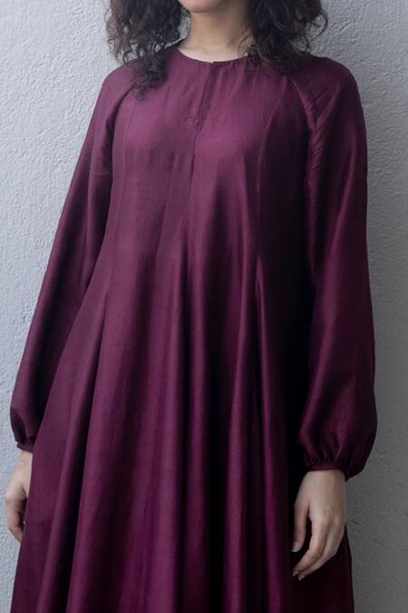 Kavya Singh Kundu Maroon Silk Round Neck Port Mulberry Colour Block Hem Dress at Aza Fashions Kavya Singh Kundu_Maroon Silk Round Neck Port Mulberry Colour Block Hem Dress _at_Aza_Fashions