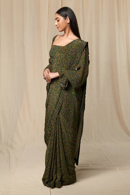 Masaba_Green Saree With Unstitched Blouse Fabric_at_Aza_Fashions