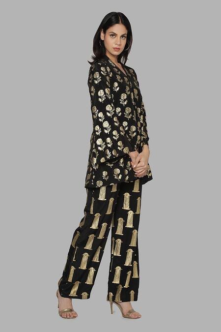 Masaba_Black Crepe V Neck Printed Tunic And Pant Set_Online_at_Aza_Fashions