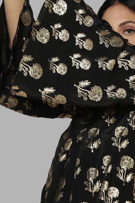 Masaba_Black Crepe V Neck Printed Tunic And Pant Set_at_Aza_Fashions