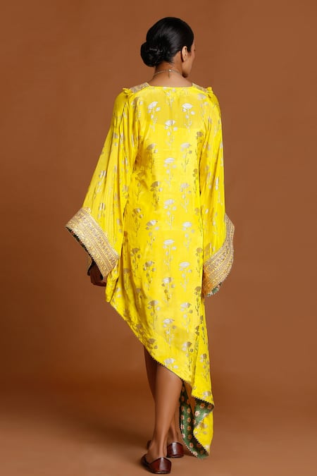 Shop Masaba Yellow Crepe V Neck Foil Print Asymmetric Kaftan at Aza Fashions Shop_Masaba_Yellow Crepe V Neck Foil Print Asymmetric Kaftan_at_Aza_Fashions