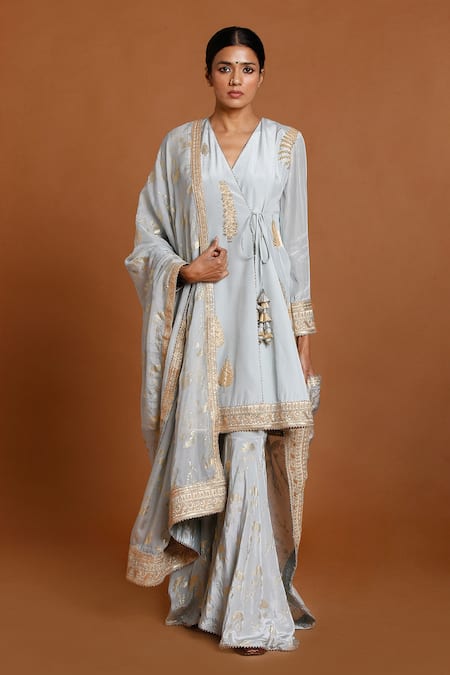 Masaba Grey Crepe Embroidery V Neck Angarkha Kurta Set