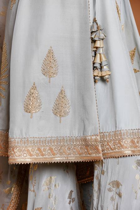 Masaba Grey Organza, Crepe V Neck Embroidered Angarkha Kurta Set at Aza Fashions Masaba_Grey Organza, Crepe V Neck Embroidered Angarkha Kurta Set_at_Aza_Fashions