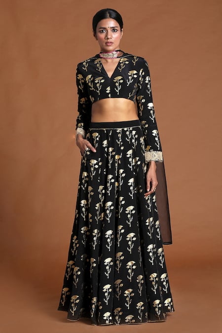 Buy Cream Heavy Georgette Printed Floral Kalidaar Lehenga Set For Women by  Ahi Clothing Online at Aza Fashions.