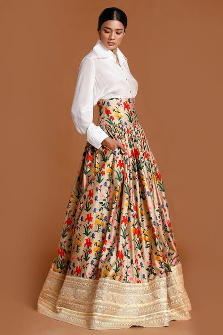Masaba_Beige Crepe And Raw Silk Spread Collar Irish Cookie Lehenga Set_Online_at_Aza_Fashions