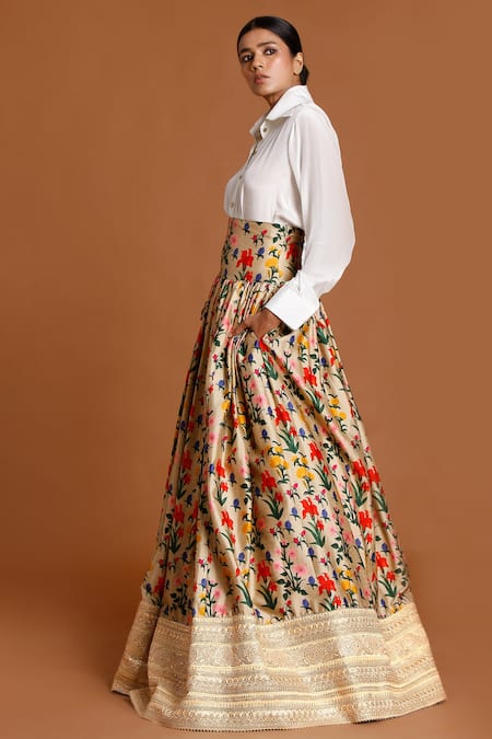 Buy_Masaba_Beige Crepe And Raw Silk Spread Collar Irish Cookie Lehenga Set_Online_at_Aza_Fashions