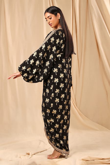 Buy_Masaba_Black Crepe Coco V Neck Print Kaftan _Online_at_Aza_Fashions