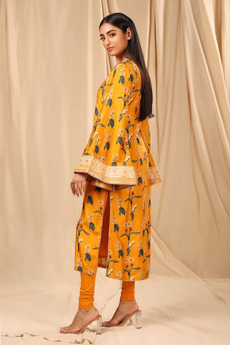 Buy_Masaba_Yellow Raw Silk Spring Blossom V Neck Kurta Set _Online_at_Aza_Fashions