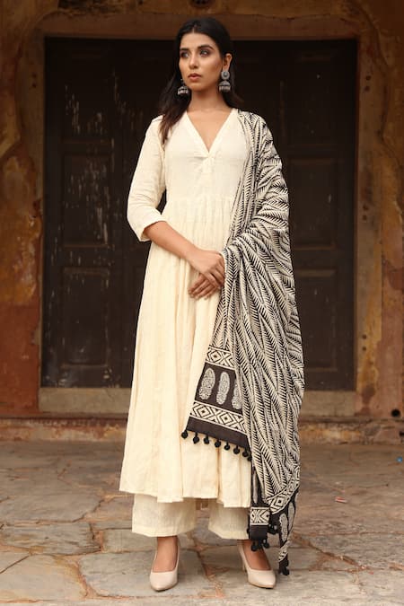 Gulabo Jaipur White Chikan V Neck Embroidered Anarkali Set