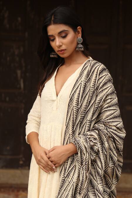 Shop_Gulabo Jaipur_White Chikan V Neck Embroidered Anarkali Set _Online_at_Aza_Fashions