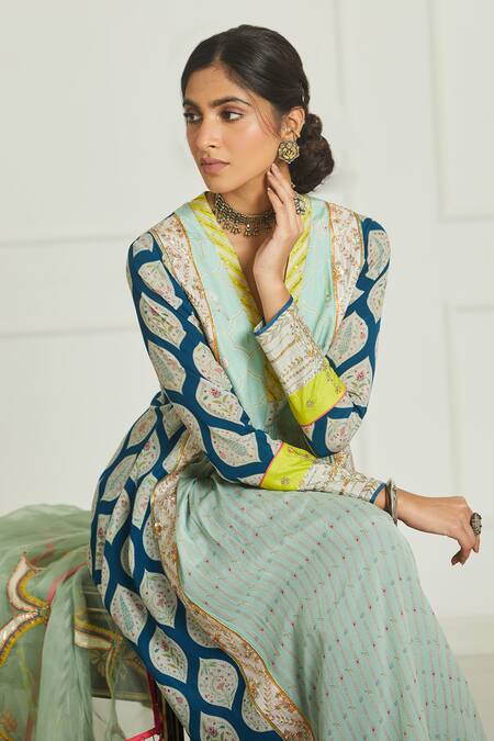 Shop Rajiramniq Blue Organza, Crepe, Modal Satin V Neck Embroidered Panelled Kurta Set Online at Aza Fashions Shop_Rajiramniq_Blue Organza, Crepe, Modal Satin V Neck Embroidered Panelled Kurta Set _Online_at_Aza_Fashions