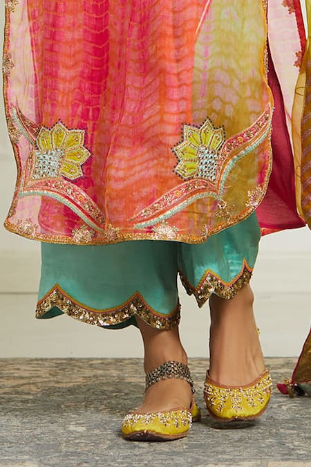 Rajiramniq_Orange Organza, Modal Satin V Neck Embroidered Kurta Set _at_Aza_Fashions