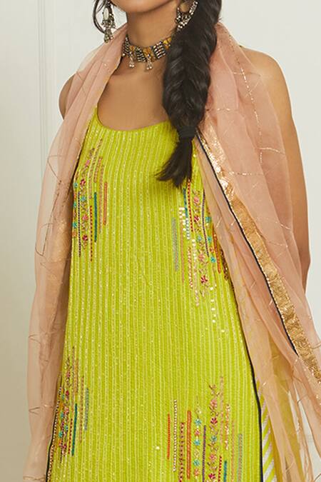 Shop Rajiramniq Green Silk Embroidery Scoop Neck Sequin Kurta Set Online at Aza Fashions Shop_Rajiramniq_Green Silk Embroidery Scoop Neck Sequin Kurta Set _Online_at_Aza_Fashions