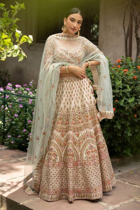 Angad Singh_White Leaf Neck Embroidered Bridal Lehenga Set _Online_at_Aza_Fashions