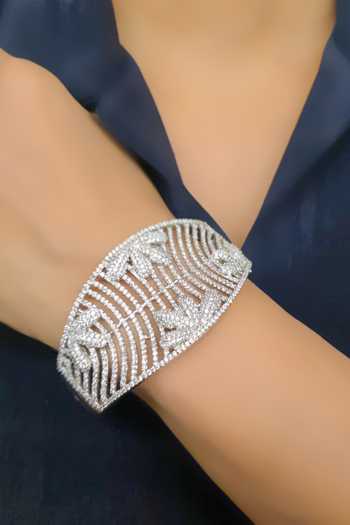 Minaki Crystal Bangle 