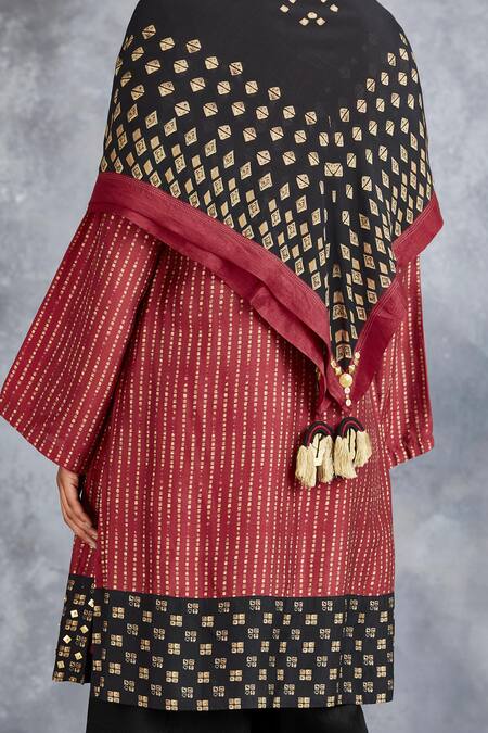 Saundh_Red Silk Printed Kurta Set_at_Aza_Fashions
