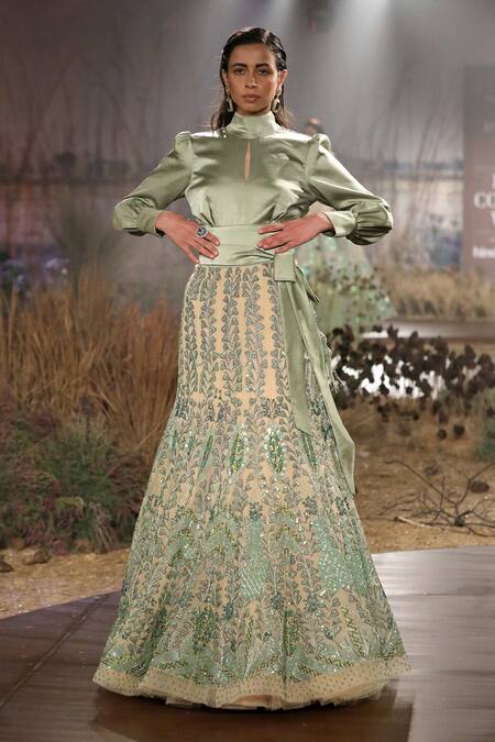 Buy Reynu Taandon Green Net Embroidered Lehenga Set Online at Aza Fashions Buy_Reynu Taandon_Green Net Embroidered Lehenga Set _Online_at_Aza_Fashions