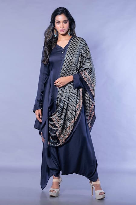 PRAHNAAYA Asymmetric Kurta Set With Ajrakh Dupatta 