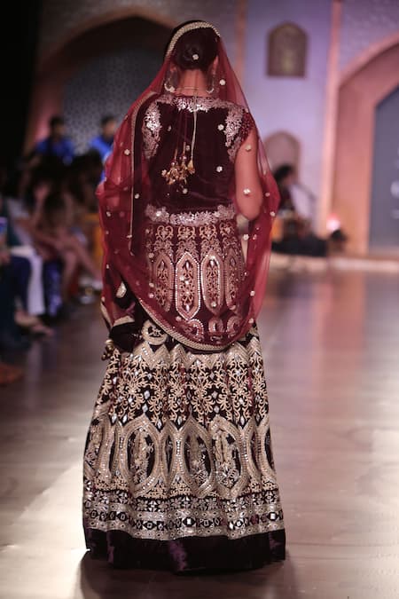 Shop_Reynu Taandon_Maroon Embroidered Bridal Lehenga Set _at_Aza_Fashions