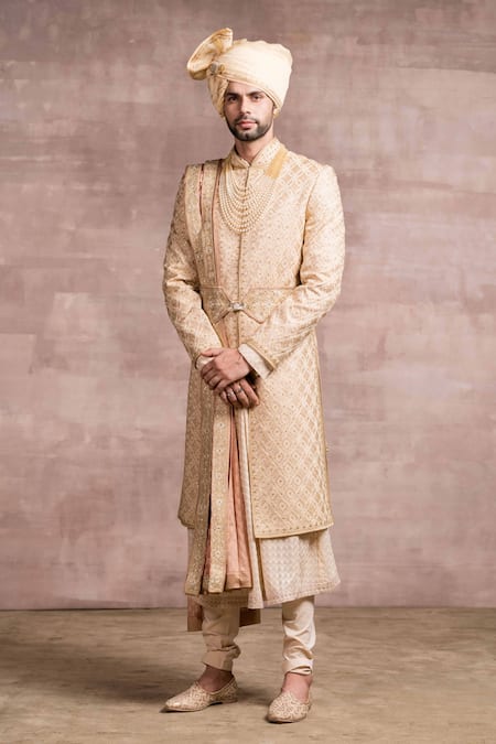 Tarun Tahiliani Aari Embroidered Sherwani Set 