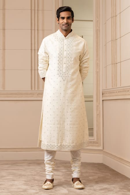 White Kurta With Churidaar | White kurta, Latest kurta designs, Kurta  designs
