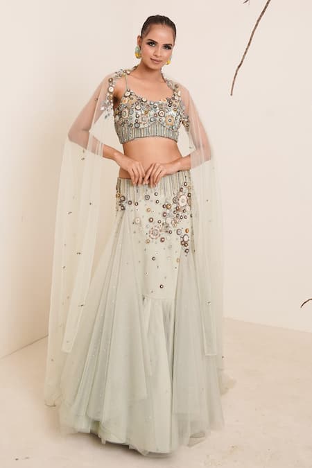 Janhvi Kapoor Trendy Lehenga Looks For A Bindass Bride | Bawaal