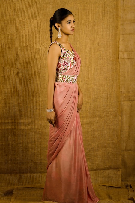 Shloka Sudhakar_White Raw Silk, Crepe Scoop Neck Saree With Embroidered Blouse _Online_at_Aza_Fashions