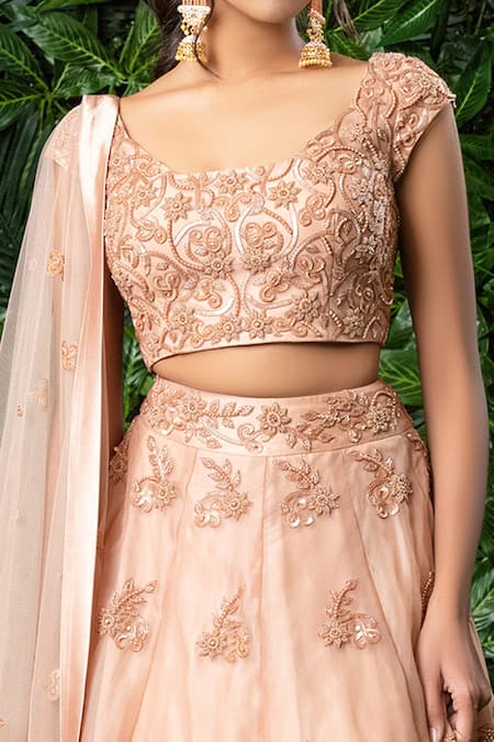 Shop Mirroir Peach Organza And Net Scoop Neck Embellished Lehenga Set at Aza Fashions Shop_Mirroir_Peach Organza And Net Scoop Neck Embellished Lehenga Set _at_Aza_Fashions