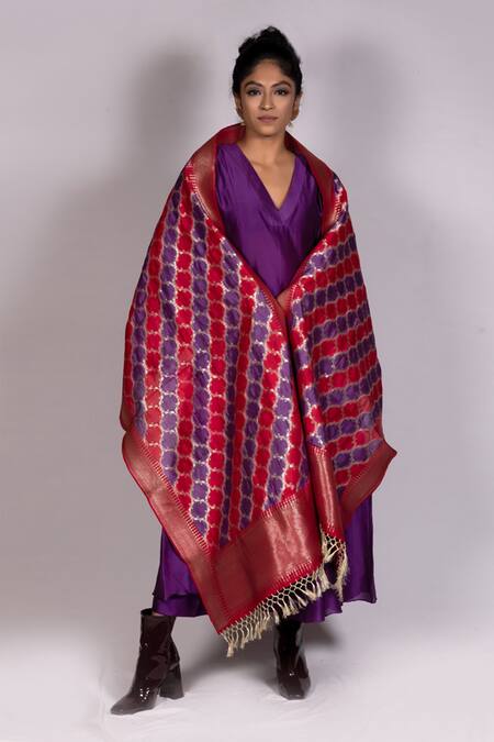 Mimamsaa Purple Hand Painted Mooga Silk Dupatta