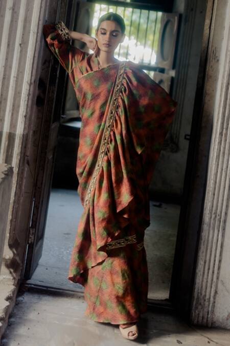 Mimamsaa Multi Color Handwoven Silk Tarini Printed Saree With Blouse Online at Aza Fashions Mimamsaa_Multi Color Handwoven Silk Tarini Printed Saree With Blouse_Online_at_Aza_Fashions