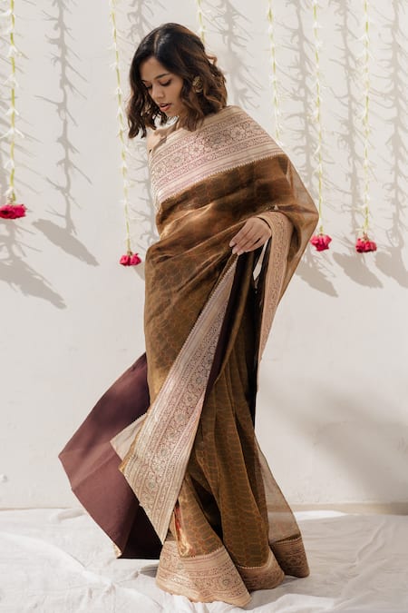 Mimamsaa Tissue Silk Embroidered Saree 