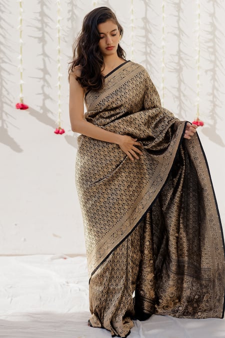Buy Black Handloom Silk Woven Floral Motifs Embroidered Saree For Women by  Mimamsaa Online at Aza Fashions.