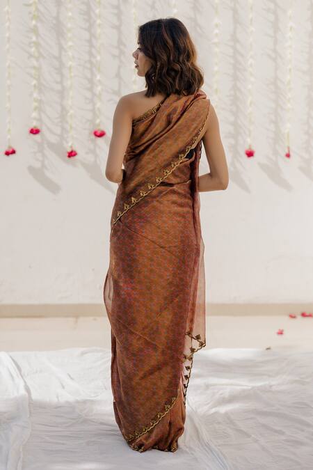 Shop Mimamsaa Pink Tissue Silk Embroidered And Woven Geometric & Sequin Motifs Saree at Aza Fashions Shop_Mimamsaa_Pink Tissue Silk Embroidered And Woven Geometric & Sequin Motifs Saree _at_Aza_Fashions