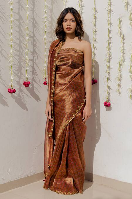 Buy Mimamsaa Pink Tissue Silk Embroidered And Woven Geometric & Sequin Motifs Saree Online at Aza Fashions Buy_Mimamsaa_Pink Tissue Silk Embroidered And Woven Geometric & Sequin Motifs Saree _Online_at_Aza_Fashions