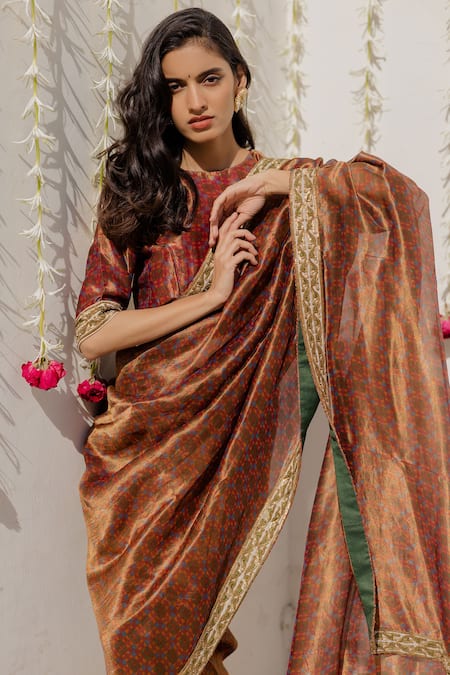 Buy_Mimamsaa_Pink Tissue Silk Embroidered And Woven Floral Saree _Online_at_Aza_Fashions