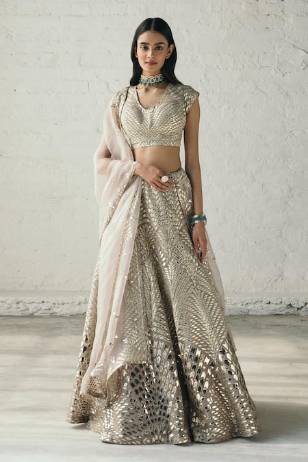 Studio Iris India Beige Organza Round Bridal Lehenga Set 