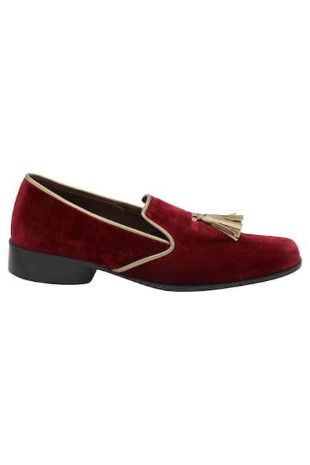 Veruschka By Payal Kothari_Maroon Velvet Loafers With Tassels_Online_at_Aza_Fashions