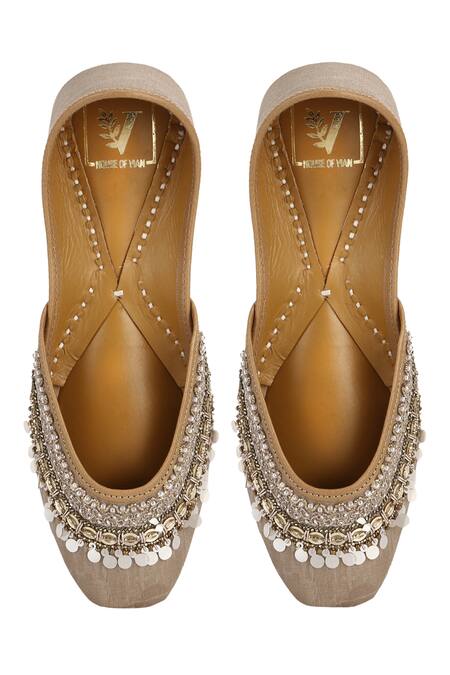 Shop House Of Vian Brown Embellished Juttis Online at Aza Fashions Shop_House Of Vian_Brown Embellished Juttis _Online_at_Aza_Fashions
