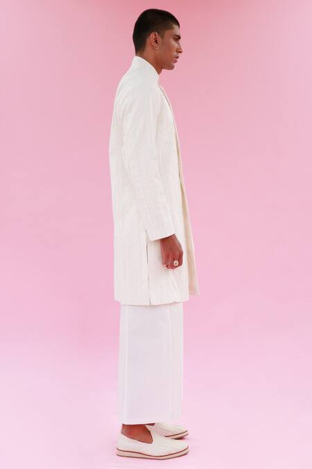 Antar Agni_White Cotton Crinkle Textured Sherwani _Online_at_Aza_Fashions