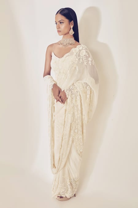 Premya By Manishii White Viscous Georgette Round Embroidered Saree With Blouse Online at Aza Fashions Premya By Manishii_White Viscous Georgette Round Embroidered Saree With Blouse _Online_at_Aza_Fashions