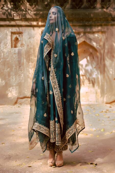 Buy_Megha & Jigar_Green Organza, Chanderi V Neck Embroidered Kurta And Pant Set_Online_at_Aza_Fashions