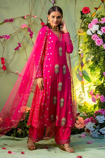 Miku Kumar_Pink Georgette And Net V Neck Embroidered Kurta & Palazzo Pant Set _Online_at_Aza_Fashions