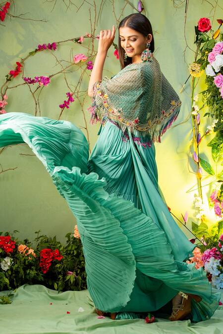 Shop_Miku Kumar_Green Georgette And Net Embroidery Sweetheart Neck Cape Lehenga Set _at_Aza_Fashions