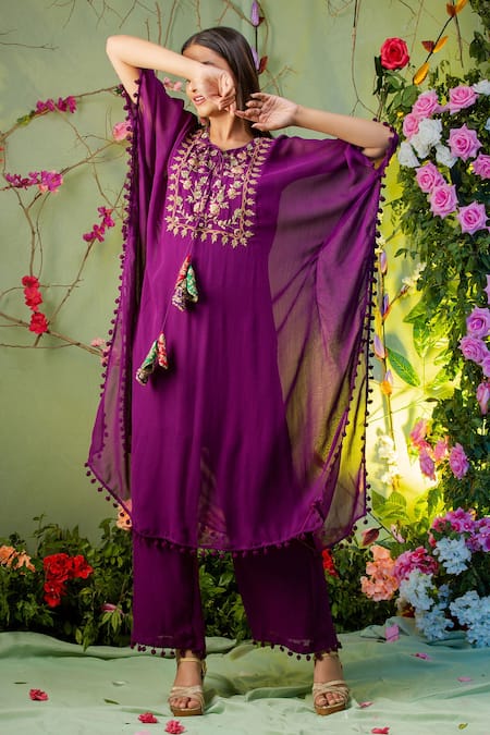 Buy_Miku Kumar_Purple Georgette Round Embroidered Kurta And Palazzo Pant Set _Online_at_Aza_Fashions