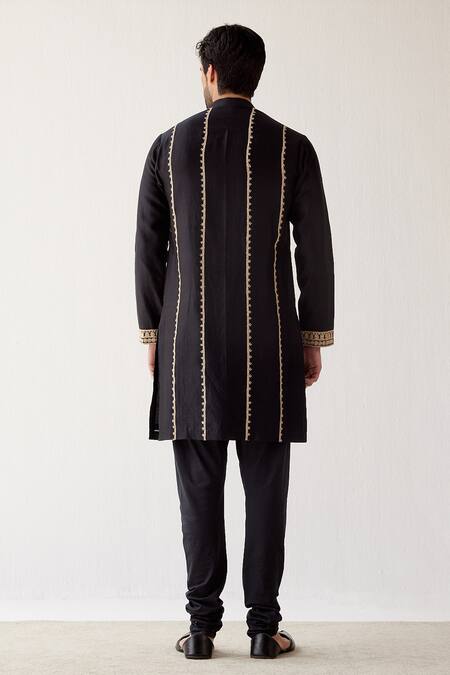 Devnaagri Dori Embrioidered Kurta Set 